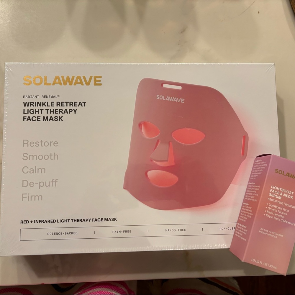 Solawave Red Light Therapy Face Mask - Pink